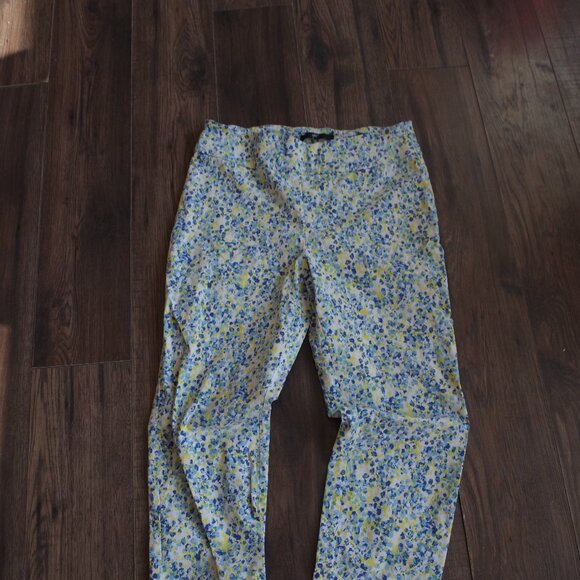 Ladies High End Up Crops - Picture 1 of 5
